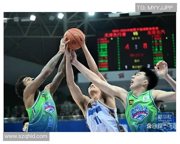 CBA辽宁队与北京队精彩对决瞬间回顾及赛场氛围全景展示